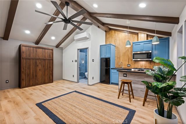 7424 W 85th Street, Los Angeles, CA 90045