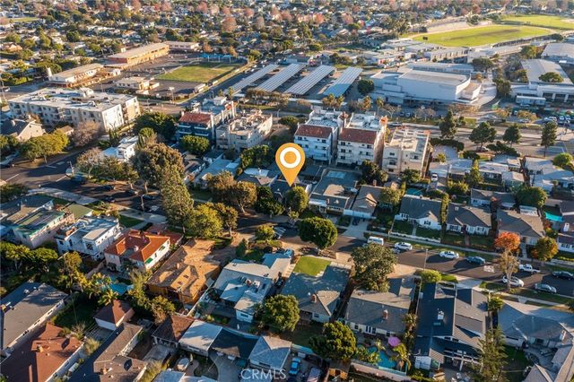 7424 W 85th Street, Los Angeles, CA 90045