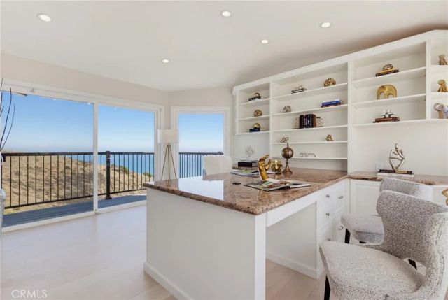 8 Burrell Lane, Rancho Palos Verdes, CA 90275