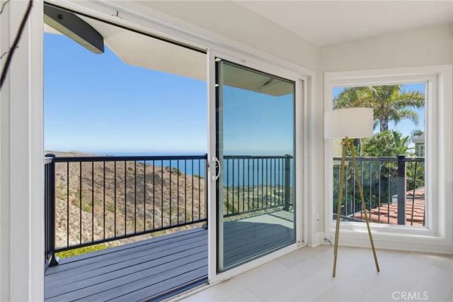 8 Burrell Lane, Rancho Palos Verdes, CA 90275