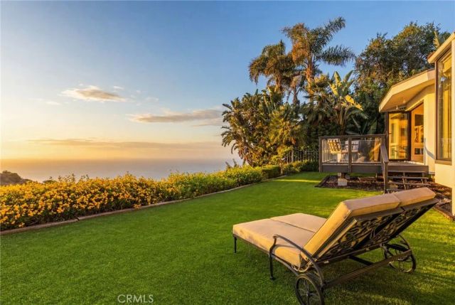 8 Burrell Lane, Rancho Palos Verdes, CA 90275