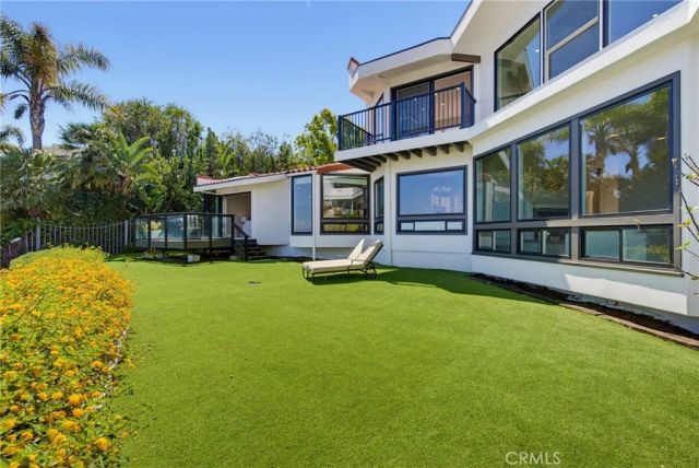 8 Burrell Lane, Rancho Palos Verdes, CA 90275