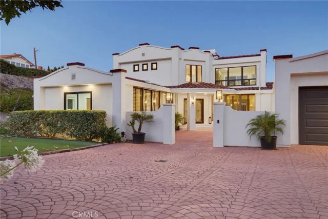 8 Burrell Lane, Rancho Palos Verdes, CA 90275