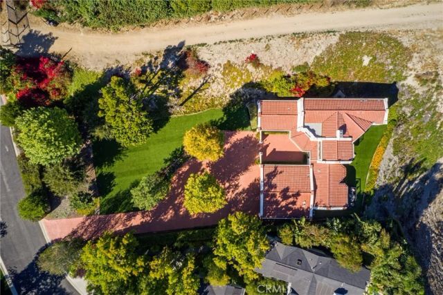 8 Burrell Lane, Rancho Palos Verdes, CA 90275