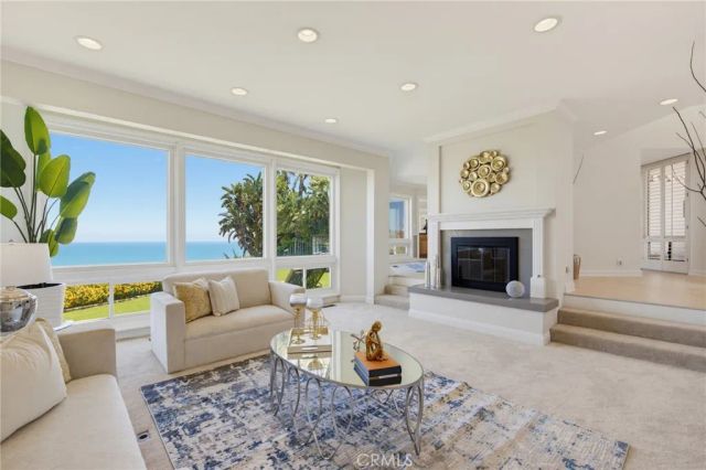 8 Burrell Lane, Rancho Palos Verdes, CA 90275