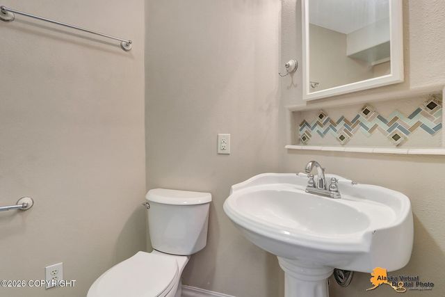3031 Brookview Street, Anchorage, AK 99504