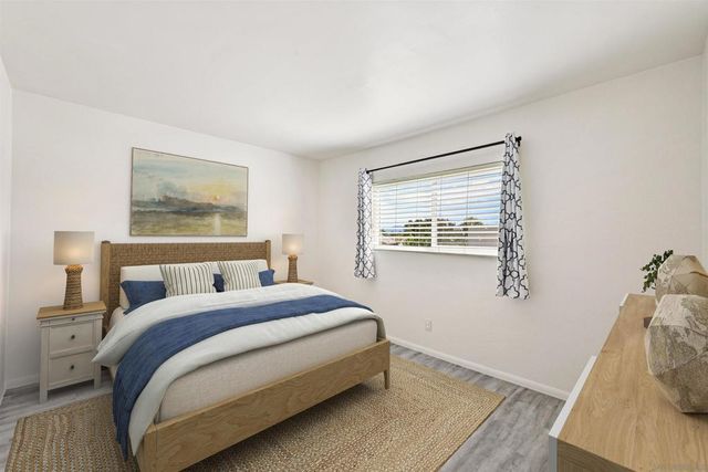 9469 Carlton Oaks Dr. A, Santee, CA 92071