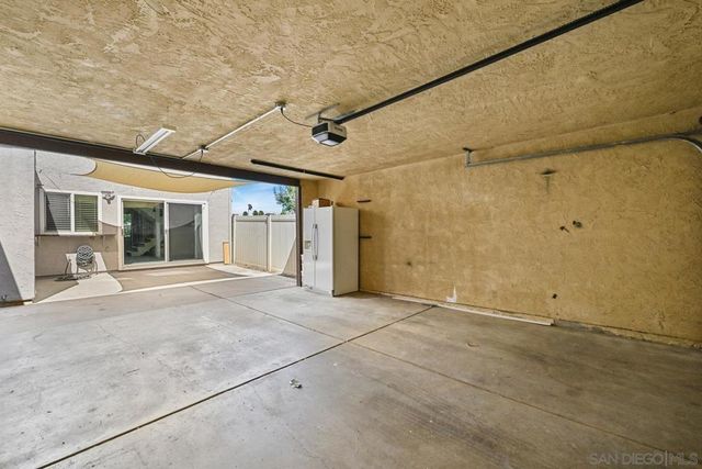 9469 Carlton Oaks Dr. A, Santee, CA 92071