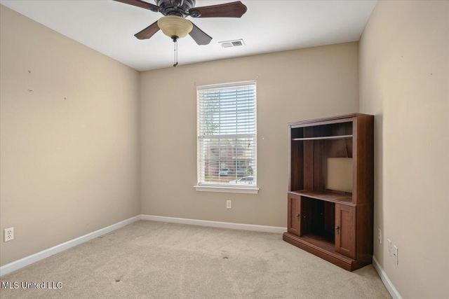 7427 Lauren Lane, Olive Branch, MS 38654