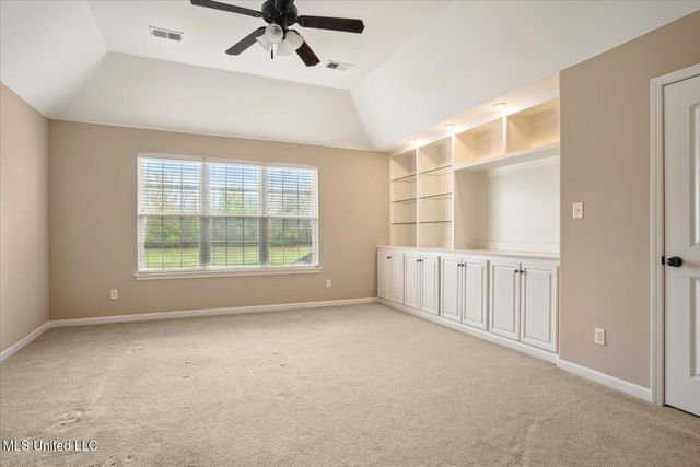 7427 Lauren Lane, Olive Branch, MS 38654