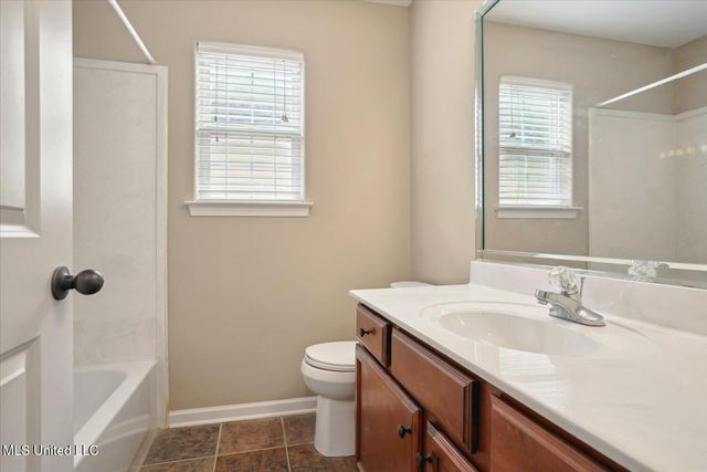 7427 Lauren Lane, Olive Branch, MS 38654