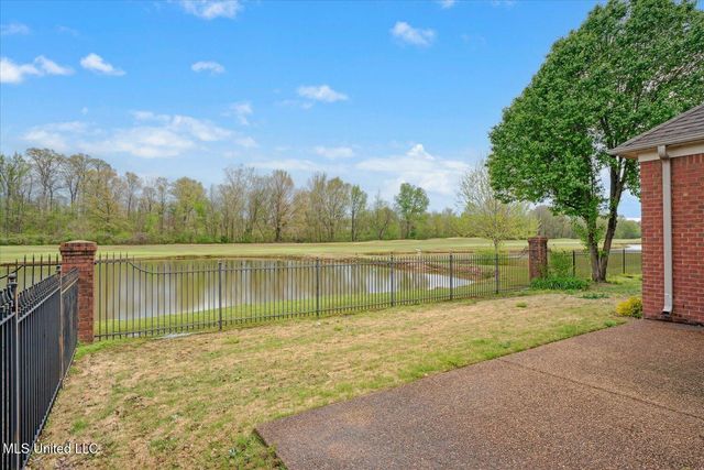 7427 Lauren Lane, Olive Branch, MS 38654