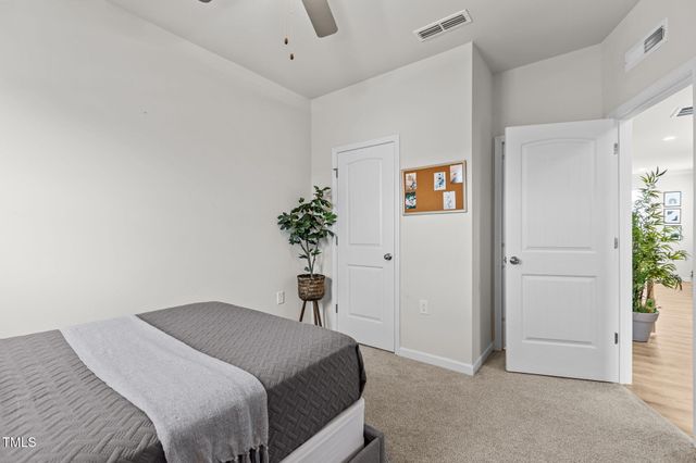 25 Hartford Lane, Fuquay Varina, NC 27526