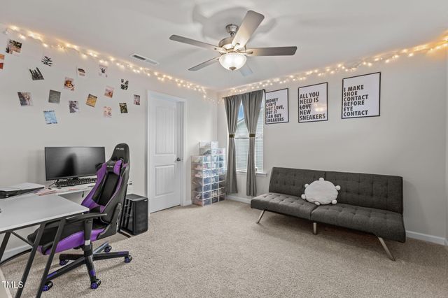 25 Hartford Lane, Fuquay Varina, NC 27526