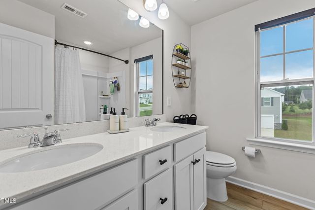 25 Hartford Lane, Fuquay Varina, NC 27526