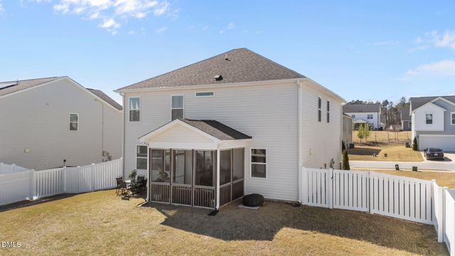 25 Hartford Lane, Fuquay Varina, NC 27526