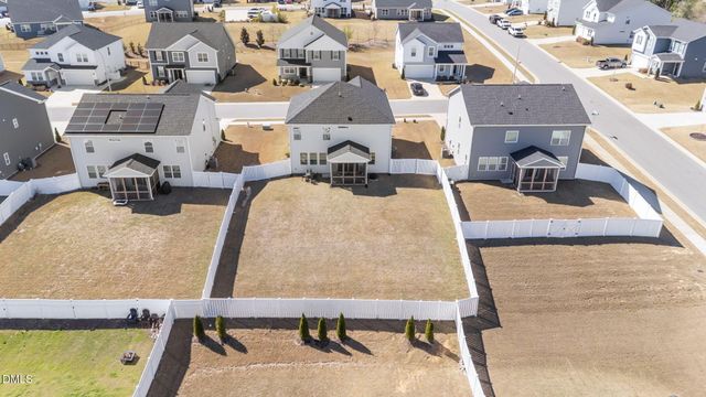 25 Hartford Lane, Fuquay Varina, NC 27526