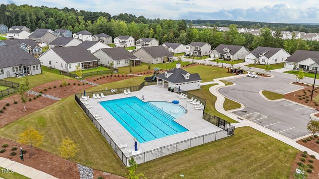 25 Hartford Lane, Fuquay Varina, NC 27526