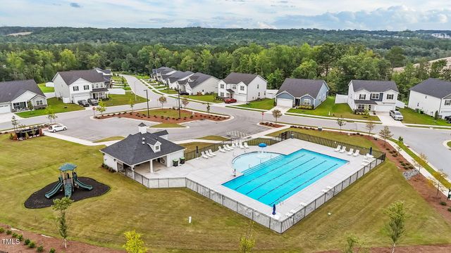 25 Hartford Lane, Fuquay Varina, NC 27526