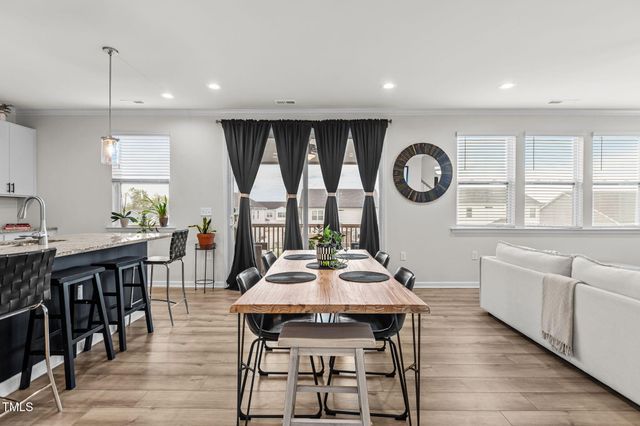 25 Hartford Lane, Fuquay Varina, NC 27526