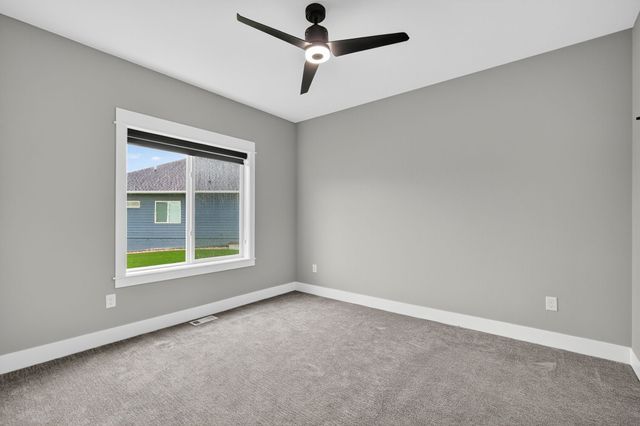 5108 154TH Circle, Urbandale, IA 50323