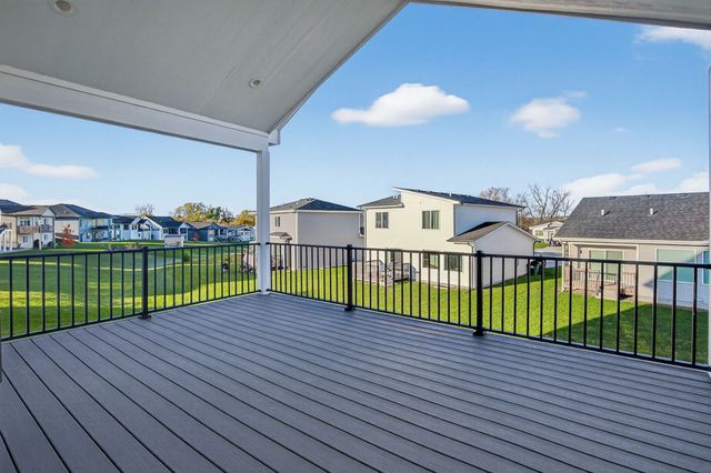 5108 154TH Circle, Urbandale, IA 50323