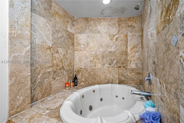 6362 Collins Ave 503, Miami Beach, FL 33141