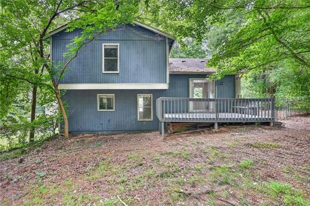 634 Inland Way NW, Lilburn, GA 30047