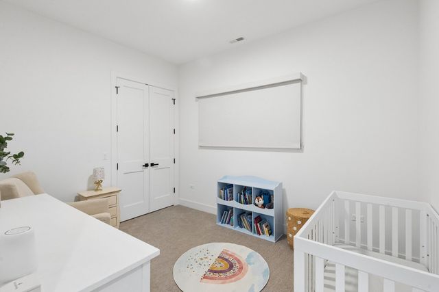 1842 N Whipple Street 1, Chicago, IL 60647
