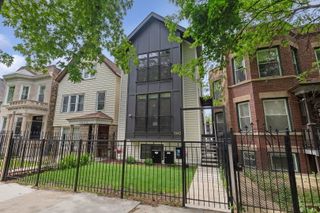 1842 N Whipple Street 1, Chicago, IL 60647