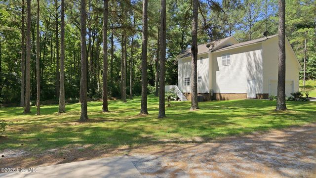 230 King Road, Selma, NC 27576