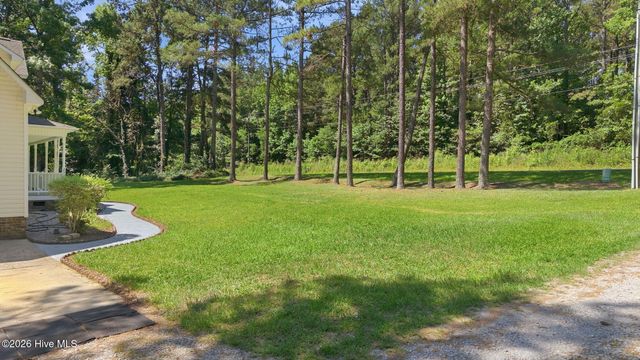 230 King Road, Selma, NC 27576