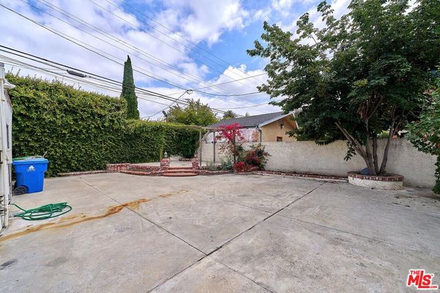 1120 S Plymouth Boulevard, Los Angeles, CA 90019