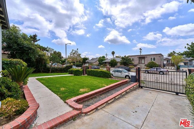 1120 S Plymouth Boulevard, Los Angeles, CA 90019
