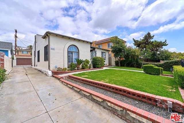 1120 S Plymouth Boulevard, Los Angeles, CA 90019