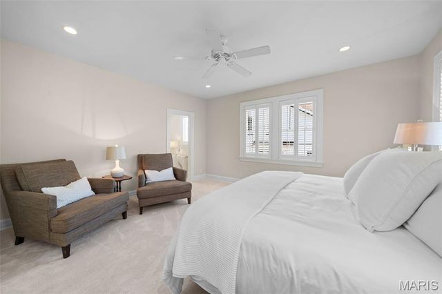430 W Lockwood Avenue, St Louis, MO 63119