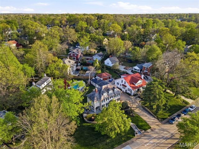 430 W Lockwood Avenue, St Louis, MO 63119