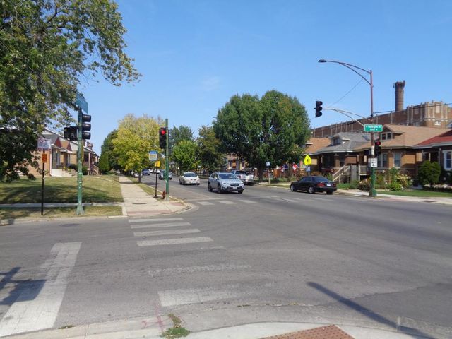 2958 N Narragansett Avenue, Chicago, IL 60634