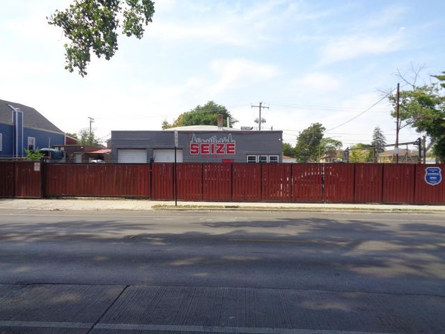 2958 N Narragansett Avenue, Chicago, IL 60634