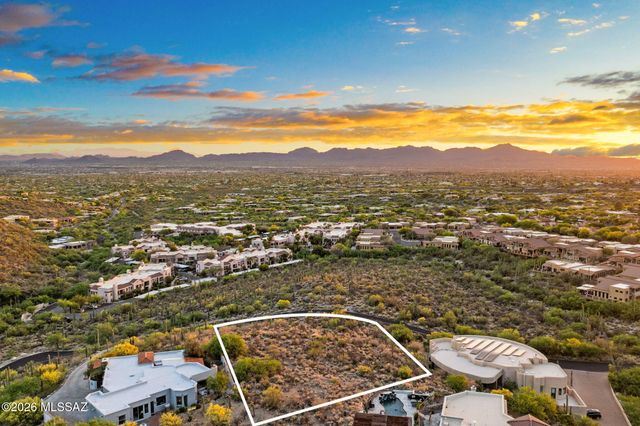 7640 N Camino Sin Vacas, Tucson, AZ 85718