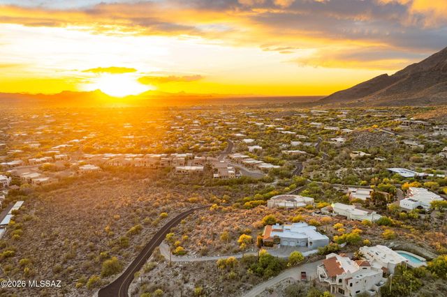 7640 N Camino Sin Vacas, Tucson, AZ 85718