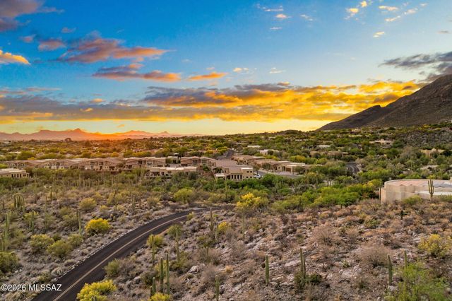 7640 N Camino Sin Vacas, Tucson, AZ 85718