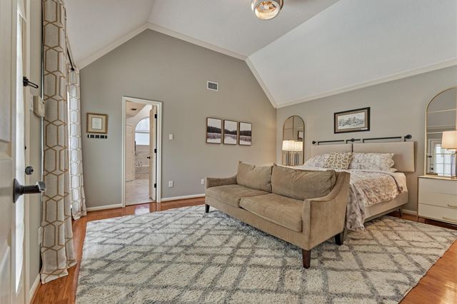 147 Little Mill Place, The Woodlands, TX 77382