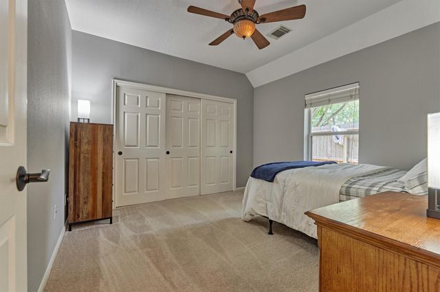 147 Little Mill Place, The Woodlands, TX 77382