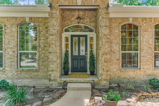 147 Little Mill Place, The Woodlands, TX 77382