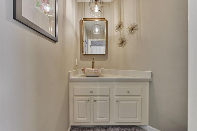 147 Little Mill Place, The Woodlands, TX 77382