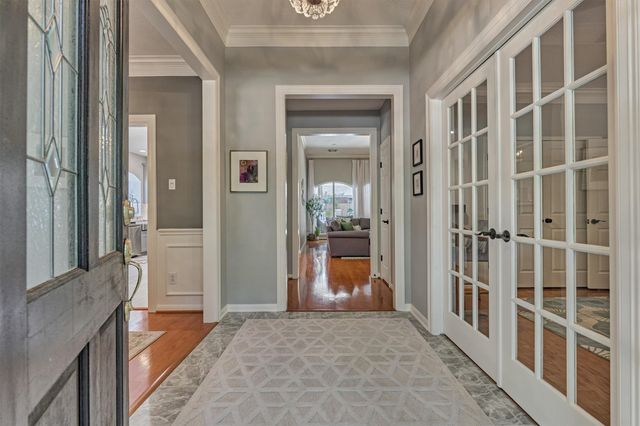 147 Little Mill Place, The Woodlands, TX 77382
