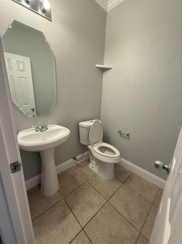 816 Meandering Trail, Little Elm, TX 75068