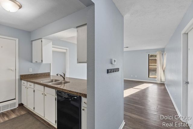 11361 40th Avenue 12, Allendale, MI 49401