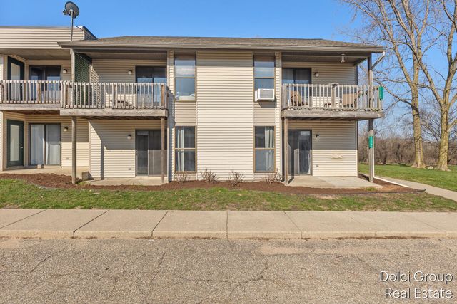 11361 40th Avenue 12, Allendale, MI 49401